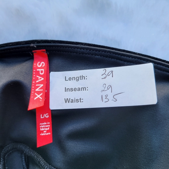 SPANX Velvet Leggings - Picture 9 of 13